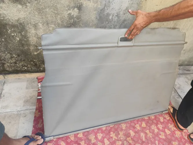 Raridade Zafira Bagagito retrátil, Grade e Farol de milha