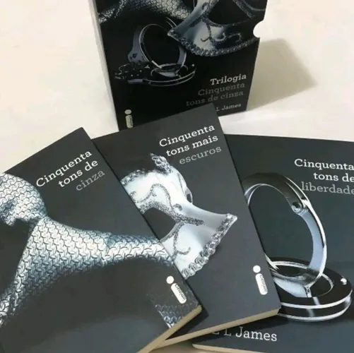 3 Livros Box Trilogia Cinquenta Tons de Cinza Romance
