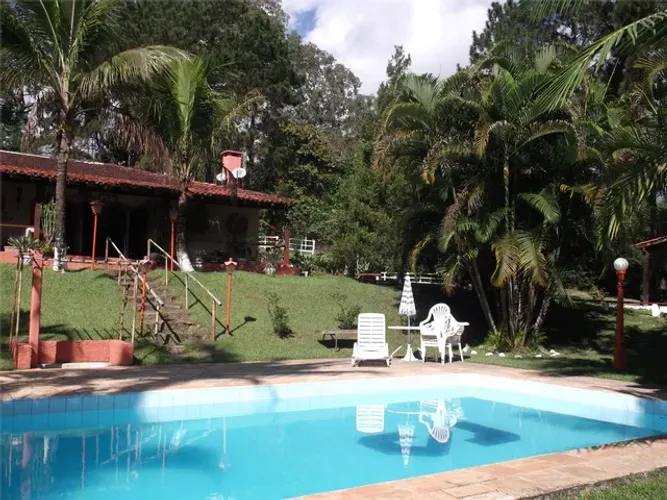 Chácara 4 quartos e 4 banheiros, 9418 m² na Granja Viana - Cotia. São Paulo.