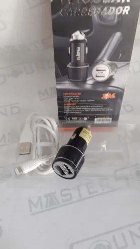 Kit carregador veícular. Com 2 entradas usb,Cabo com entrada lightning. Novo.
