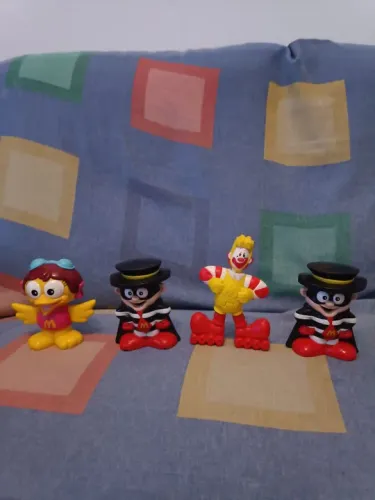 Bonecos do Mec Donald's