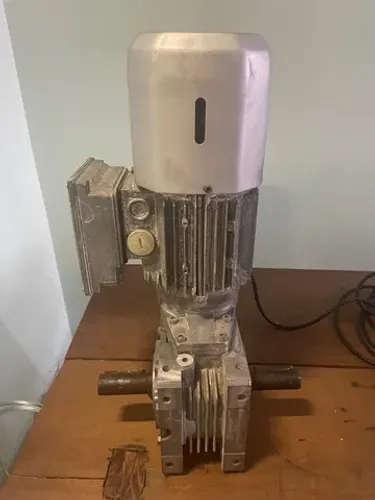 Motorredutor Binfiglioli W63 P71 B14 Motor 0.5CV