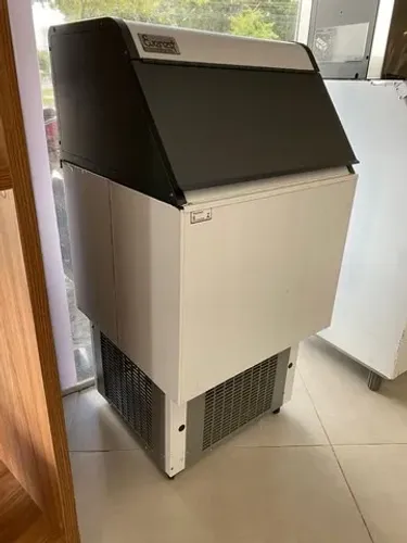 Maquina de Gelo 75A