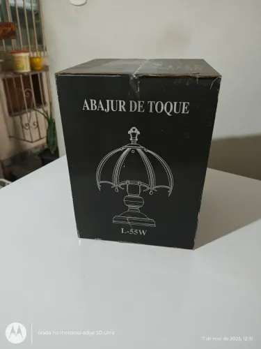 Abajur sensível ao toque 