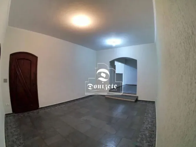 Casa com 1 dormitório para alugar, 70 m² por R$ 2.310,00/mês - Vila Alzira - Santo André/S