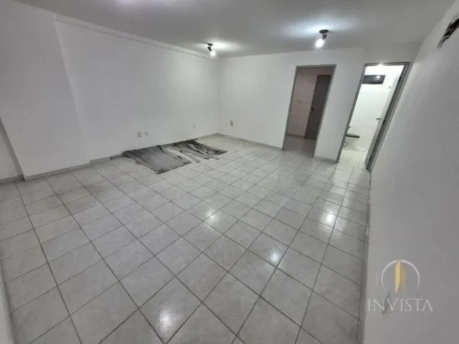 Sala comercial à venda, Av. Epitácio Pessoa,33 m² por R$ 180.000 - Bairro dos Estados - Jo