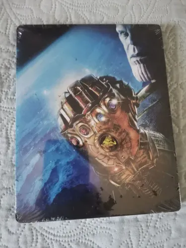 Blu-ray Vingadores Guerra Infinita 2D + 3D Steelbook