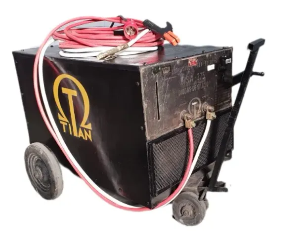 Maquina De Solda Elétrica Titan 375 Amperes - Rsa375 Preto