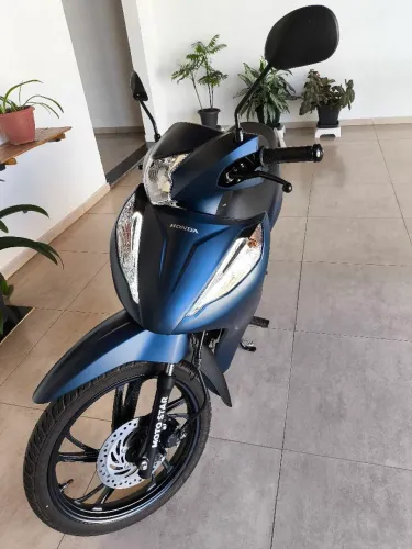 Biz EX 2025 Moto Novinha