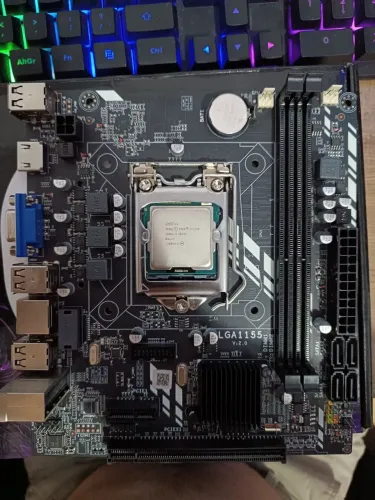 Placa Mãe ddr3 h61 *Defeito 