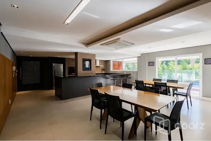 Imóvel na João Obino com 3 dormitórios e 305m²