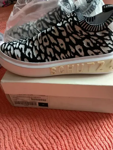 Vendo tenis 39