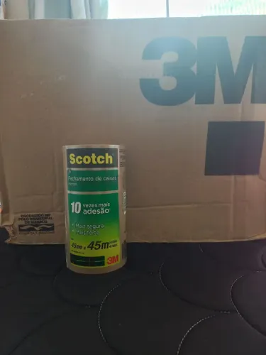 Fita Adesiva Scotch 45mm x 45m. Caixa com 30 pacotes, cada pacote contém 04 unidade.