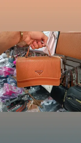 Bolsa de mão marrom