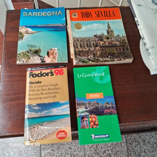 Livros/revistas de guia de turismo Viagem - Sardegna, Toda Sevilla, Florida, Sicilia