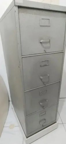 Arquivo de Escritório de Aço 4 Gavetas 