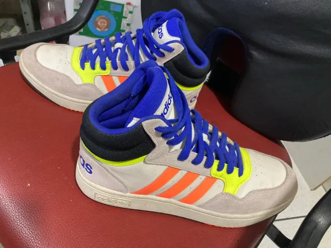 Tênis adidas Hoops 3.0 (barato)