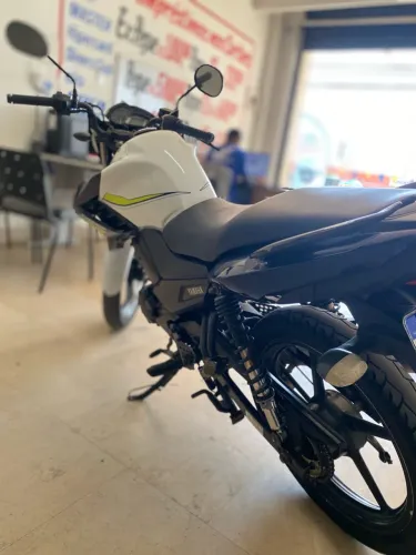 Yamaha fazer 150 2020 ( shalom motors )