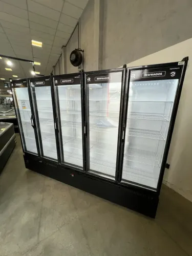 Geladeira expositora 5 portas frios, laticínios e bebidas não alcoólicas - pronta entrega 