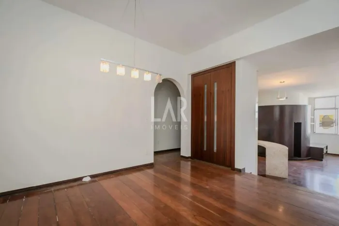 Apartamento à venda, 4 quartos, 1 suíte, 2 vagas, Funcionários - Belo Horizonte/MG
