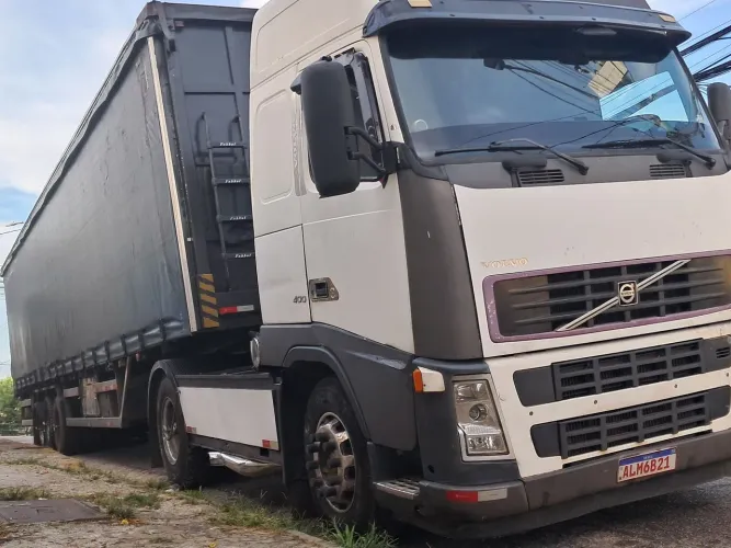 Volvo fh 380 e carreta sider 28 paletes. Tudo ok. Trabalhando. 