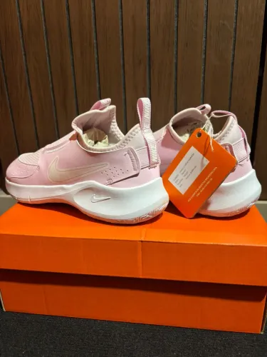 Tênis Nike feminino