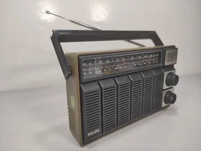 *LEIA*Radio Radinho Portátil Philips 381 -Funciona - Br6 (Usado)
