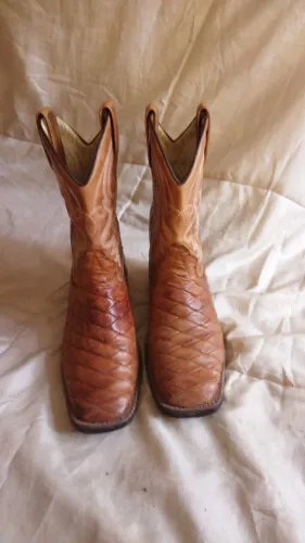 Bota D'Milton Retalho