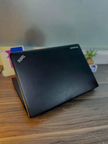 Lenovo TrinkPad E430   Processador: i5- 3120M 2.5GHz - 3° geração SEMI NOVO COM GARANTIA