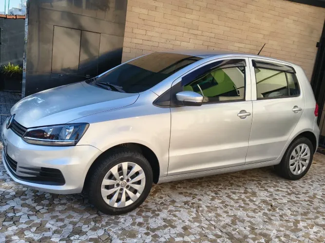 Volkswagen Fox Trendline 1.6 Flex 8V 5P 2015
