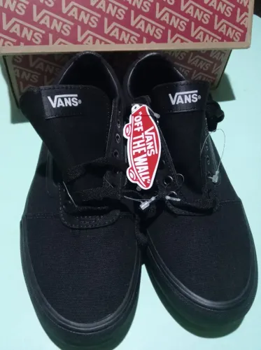 Tênis Vans ward Preto  - Novo e Original 