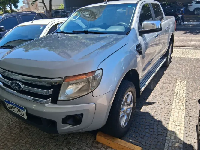 Ford Ranger XLT 3.2 20V 4X4 CD Diesel Aut. 2013