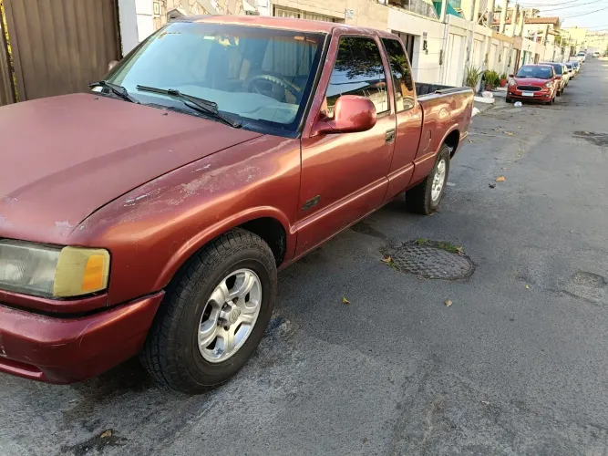 Chevrolet S10 Pick-up Luxe 4.3 V6 1997