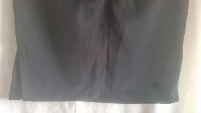 Saia preta reta 40