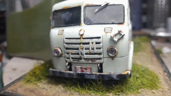 Miniatura caminhão FNM