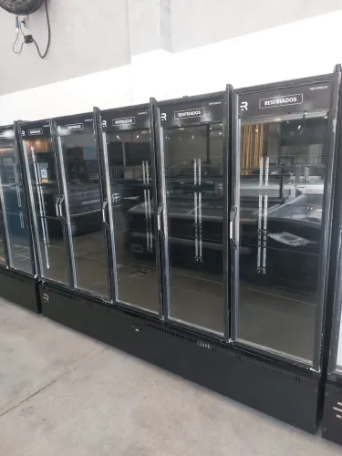 Auto serviço 5 portas para resfriados total black nova 