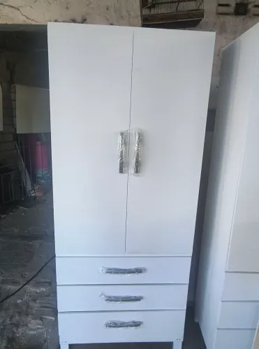 Guarda roupa de solteiro direto de fabrica no bloco de madeira de 10 