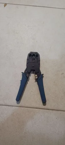Alicate de Crimpar RJ45
