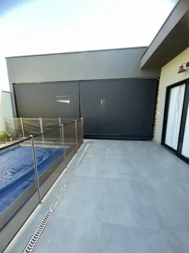 Toldo Retrátil em tela solar SCREEN para Área Externa
