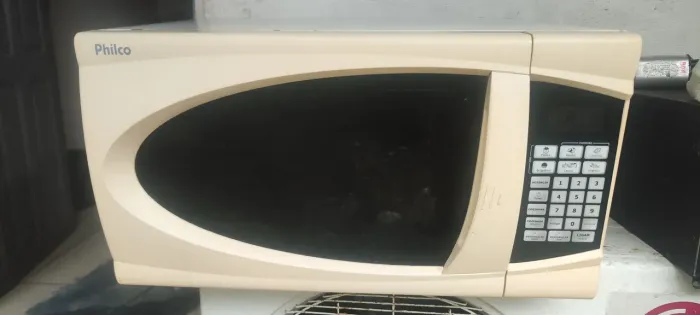 Micro-ondas Philco em ótimo estado