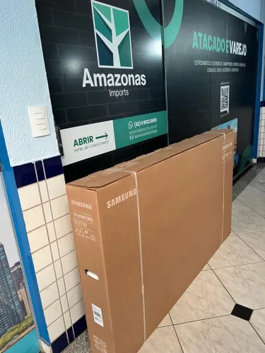 Smart TV Samsung 50 Crystal UHD 4K - NOVAS