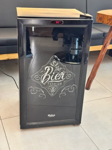 Cervejeira em perfeitas condições