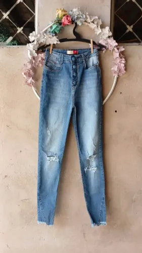 Calça jeans feminina
