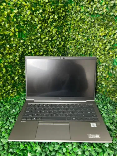 Notebook HP ZBook Firefly G7 - Performance Elegância e Mobilidade!