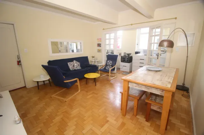 Apartamento Mobiliado Para Venda e Locação no Centro de Pelotas - Conforto e Localização P