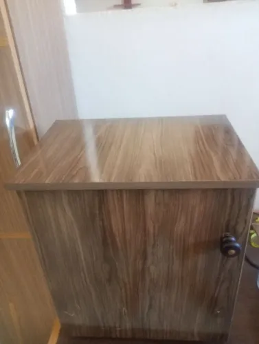 Mesinha de cabeceira
