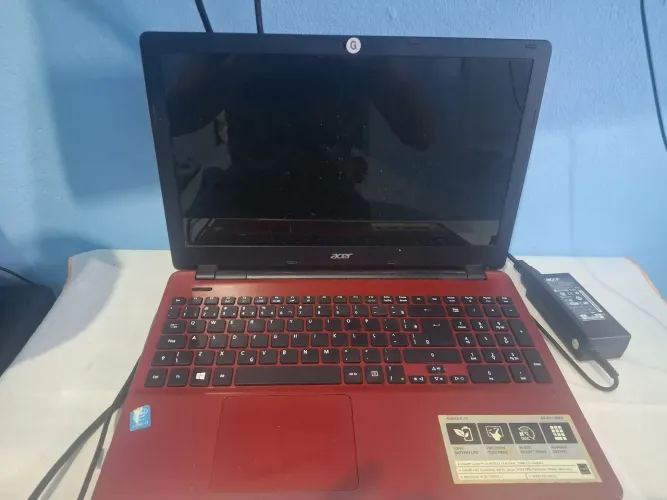 Notebook Acer Aspire E15 (Bateria nova, recém comprada)
