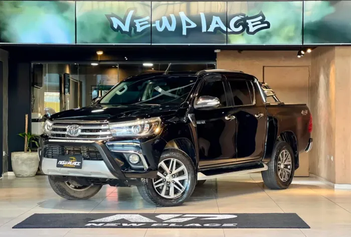 Toyota Hilux CD SRX 4X4 2.8 TDI 16V Diesel Aut. 2016