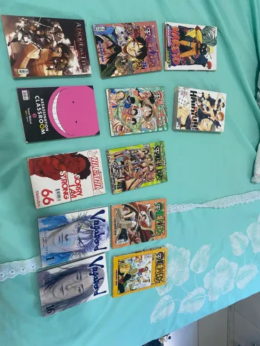 MANGÁS POR R$ 12 CADA