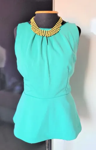 Blusa Feminina Regata Verde Esotérica, Veste M, Nova